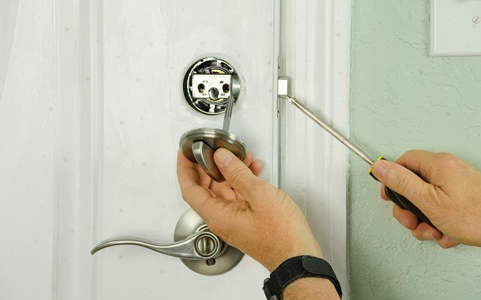 tarif serrurier ouverture de porte Paris 13